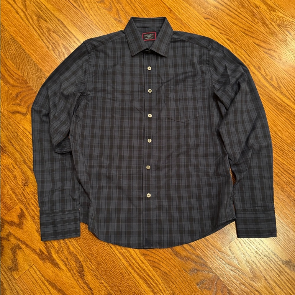 Untuckit slim shirt